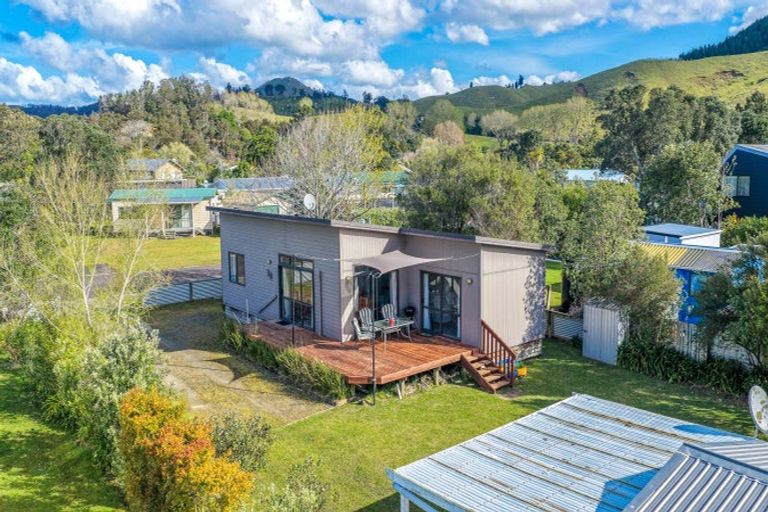 Photo of property in 30 Marlin Place, Whiritoa, Whangamata, 3691