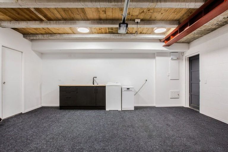 Photo of property in 10 Kilmister Avenue, Thorndon, Wellington, 6011