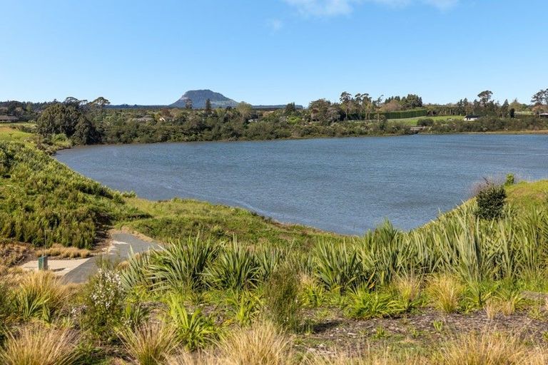 Photo of property in 30 Oyster Place, Omokoroa, 3114