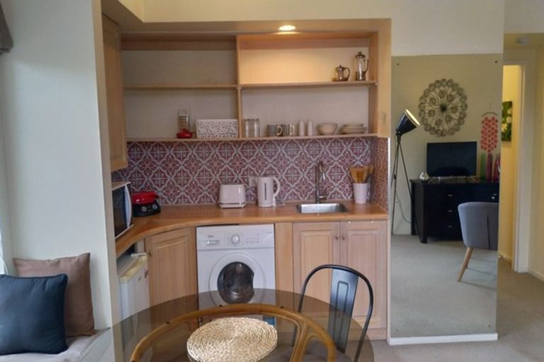 Photo of property in 22 Kuripaka Crescent, The Gardens, Auckland, 2105