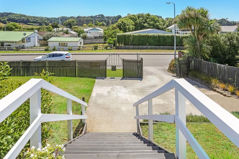 Photo of property in 6 Martindale Lane, Tuakau, 2121