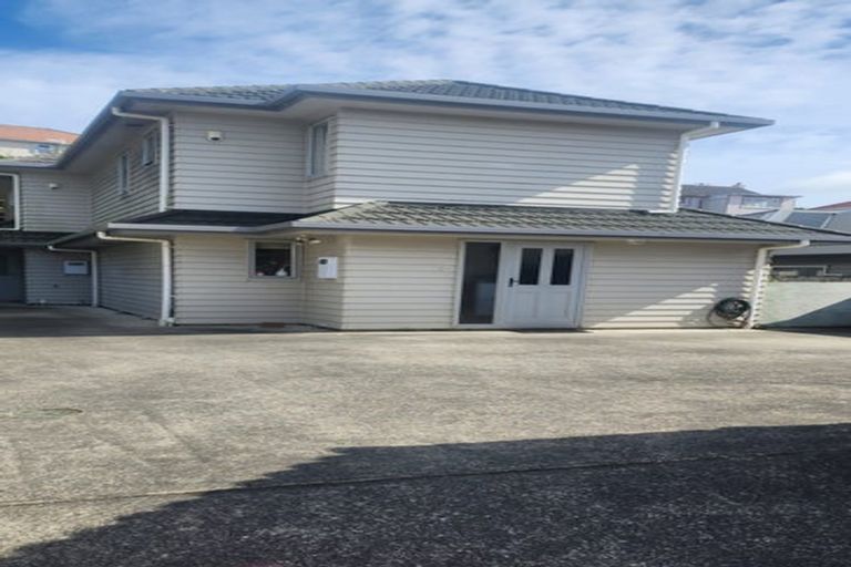 Photo of property in 116a Moorefield Road, Johnsonville, Wellington, 6037