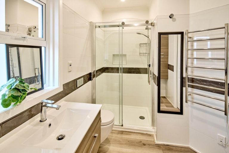 Photo of property in 15 Penrose Street, Woburn, Lower Hutt, 5010