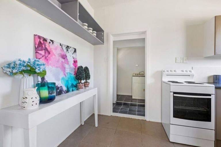 Photo of property in 1/42 Vine Street, Mangere East, Auckland, 2024