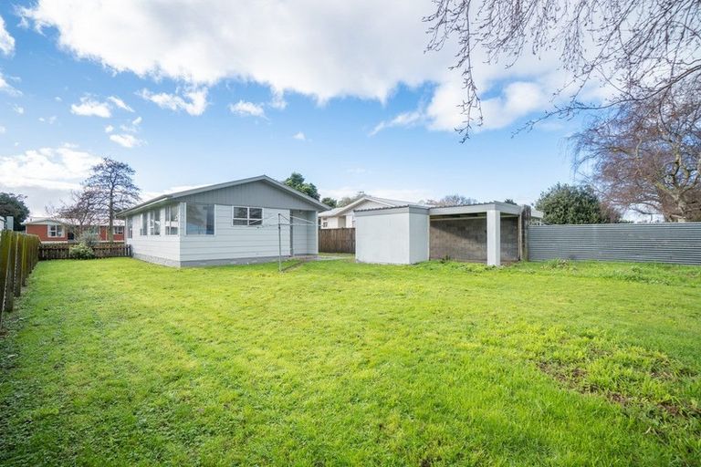 Photo of property in 74 Stillwater Place, Westbrook, Palmerston North, 4412