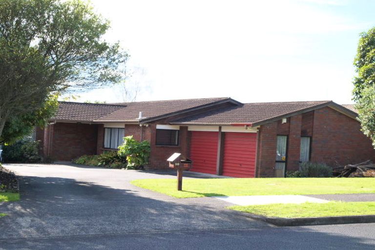 Photo of property in 10 Eastridge Court, Northpark, Auckland, 2013
