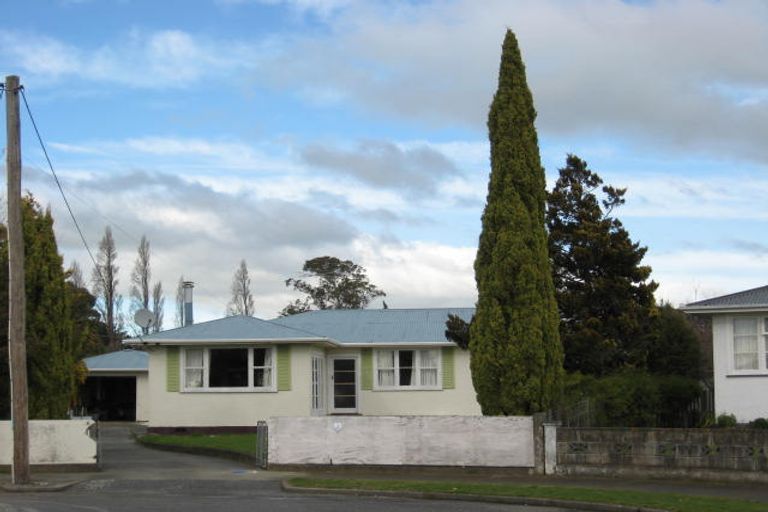 Photo of property in 8 Jones Place, Masterton, 5810