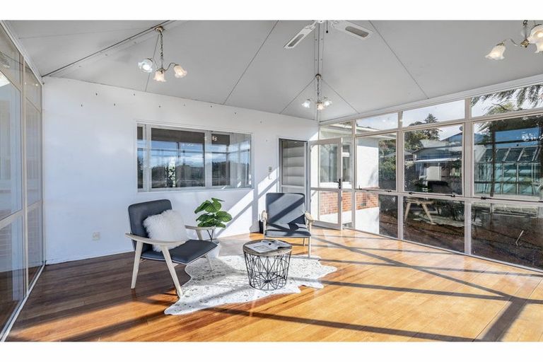 Photo of property in 2 Swan Street, Gore, 9710