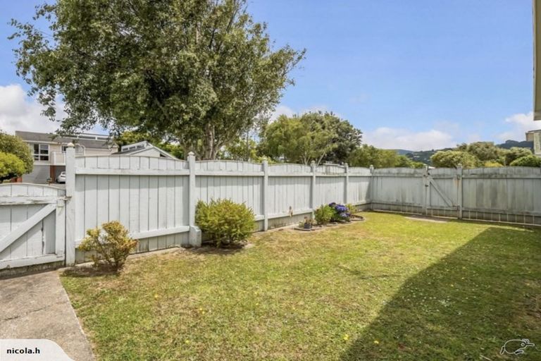 Photo of property in 11a Barraud Street, Avalon, Lower Hutt, 5011