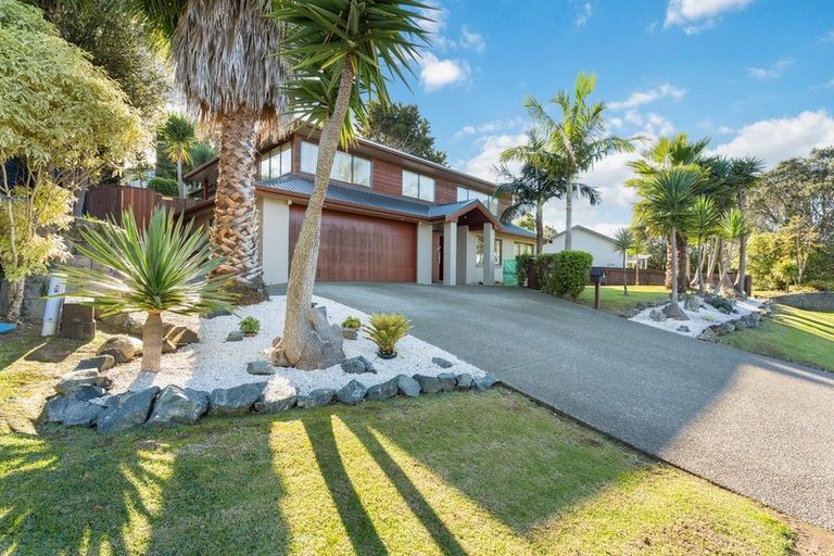 Photo of property in 4 Blue Heron Rise, Stanmore Bay, Whangaparaoa, 0932
