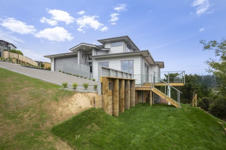 Photo of property in 143 Endeavour Drive, Whitby, Porirua, 5024