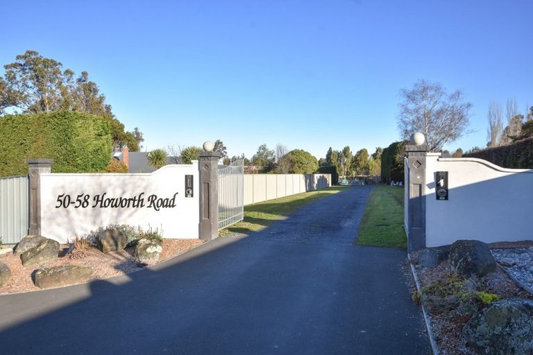 Photo of property in 58 Howorth Road, Fairfield, Dunedin, 9018
