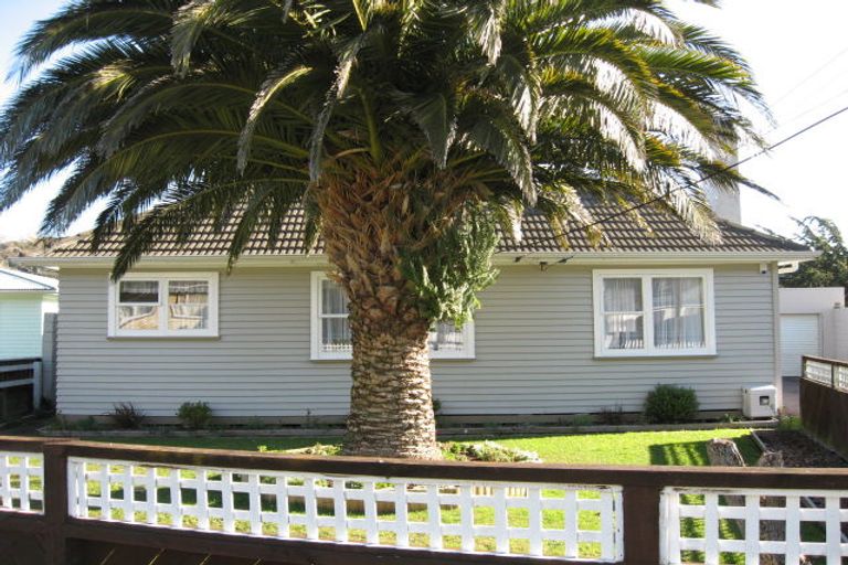 Photo of property in 65 Bull Avenue, Wainuiomata, Lower Hutt, 5014