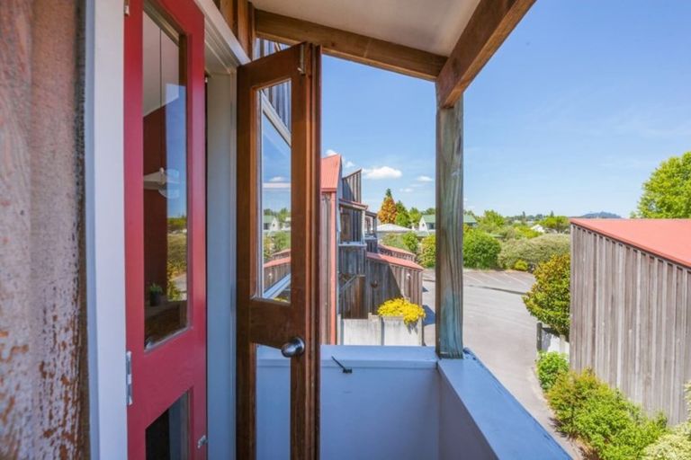 Photo of property in 150 Te Heuheu Street, Taupo, 3330