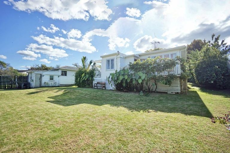 Photo of property in 12 Cameron Road, Te Puke, 3119
