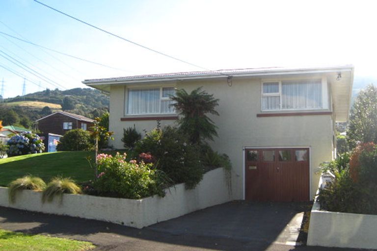 Photo of property in 107 Centennial Avenue, Helensburgh, Dunedin, 9010