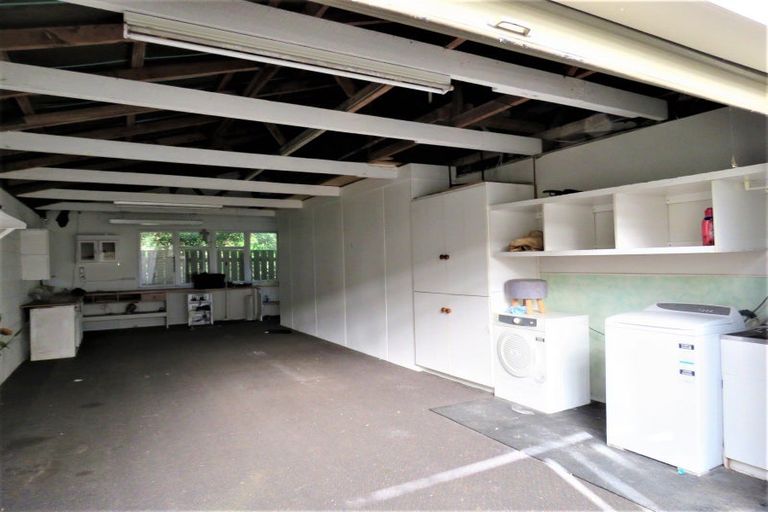 Photo of property in 78 Wakefield Street, Westport, 7825