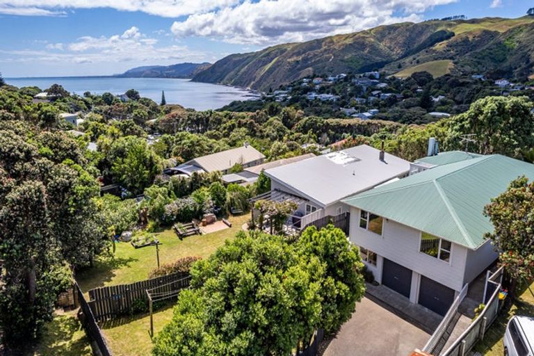 Photo of property in 50 Rawhiti Road, Pukerua Bay, 5026