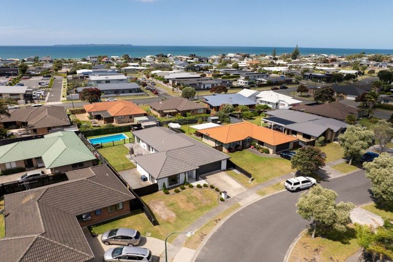 Photo of property in 8 Nicole Place, Papamoa Beach, Papamoa, 3118