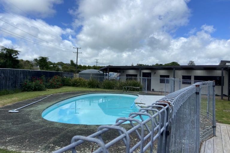 Photo of property in 782 Mangorei Road, Mangorei, New Plymouth, 4371