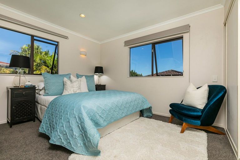 Photo of property in 1/10a Toroa Street, Torbay, Auckland, 0630