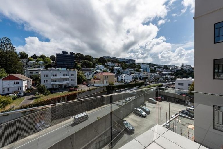 Photo of property in Augusta Apartments, 30/254 Willis Street, Te Aro, Wellington, 6011