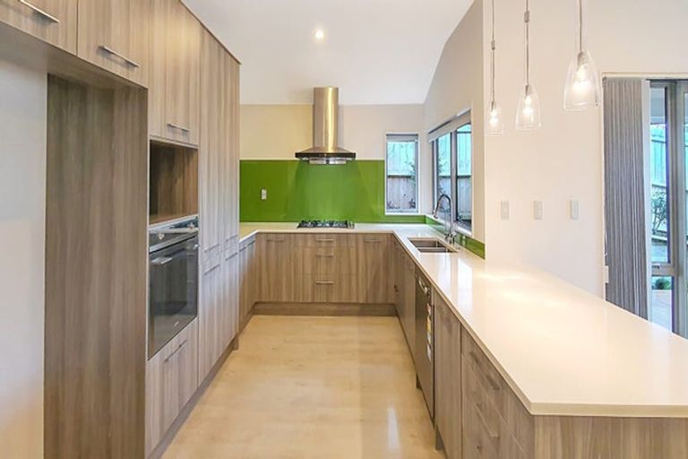 Photo of property in 81 Babich Road North, Ranui, Auckland, 0612