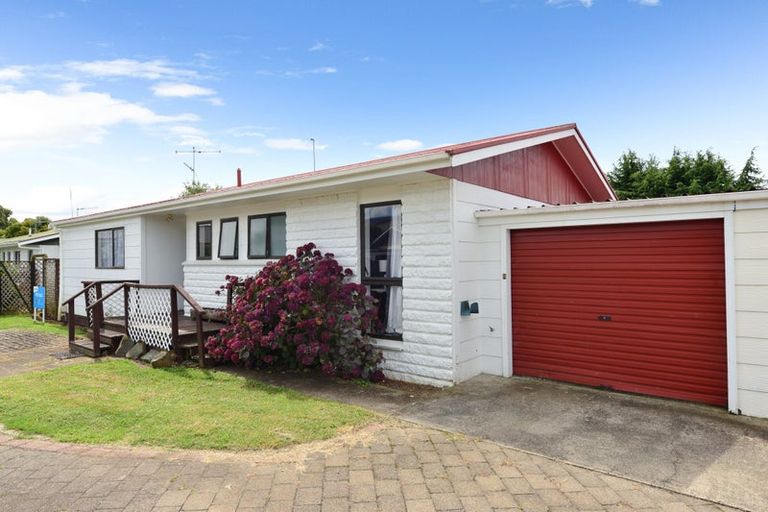 Photo of property in 5/55 Tuhikaramea Road, Dinsdale, Hamilton, 3204