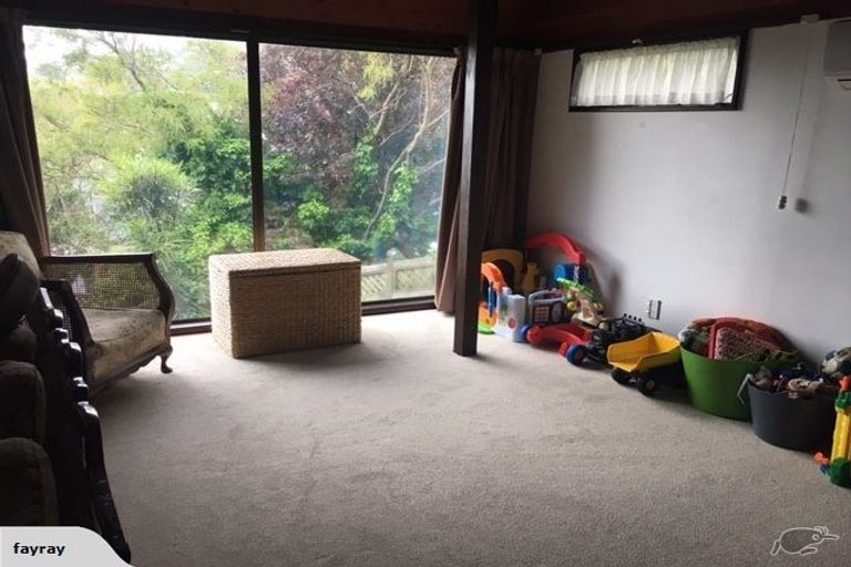 Photo of property in 14 Cassis Place, Crofton Downs, Wellington, 6035