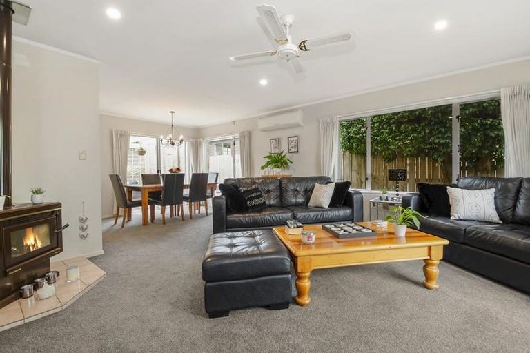 Photo of property in 13 Leicester Parade, Somerville, Auckland, 2014