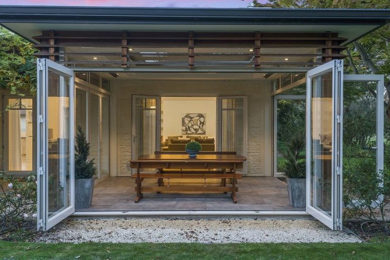 Photo of property in 340 Ilam Road, Bryndwr, Christchurch, 8053