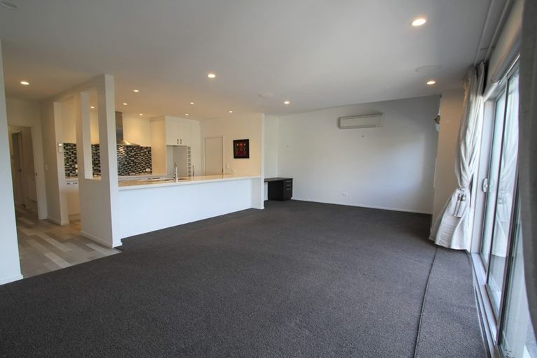 Photo of property in 15 Seager Lane, Hillmorton, Christchurch, 8024