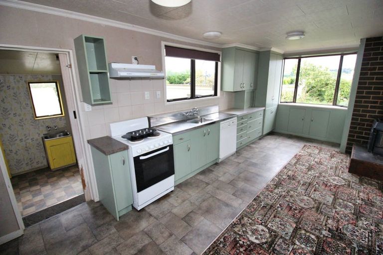 Photo of property in 26 Tokanui-haldane Road, Tokanui, 9884