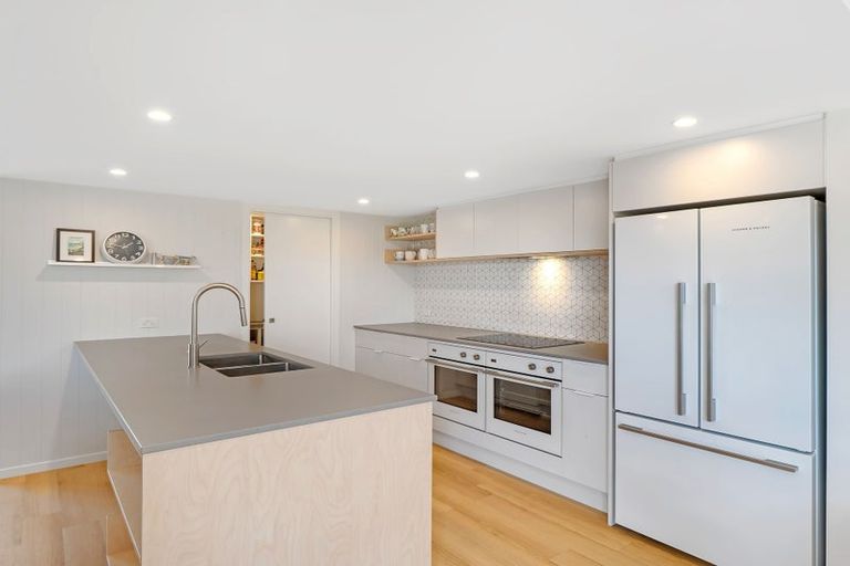 Photo of property in 30 Park Terrace, Waikuku Beach, 7473