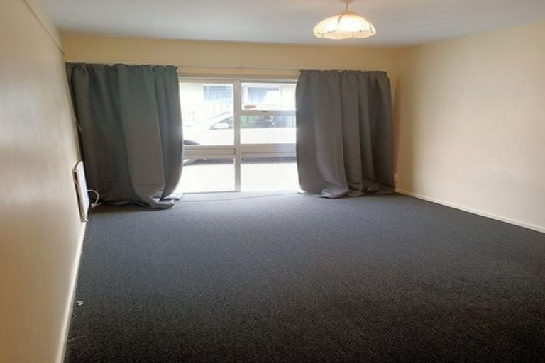 Photo of property in 1/7 Delaware Crescent, Russley, Christchurch, 8042