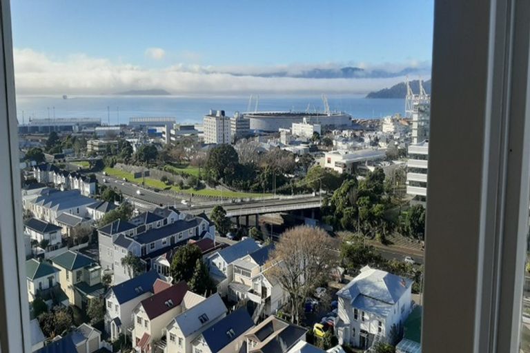 Photo of property in 31/125 Grant Road, Thorndon, Wellington, 6011