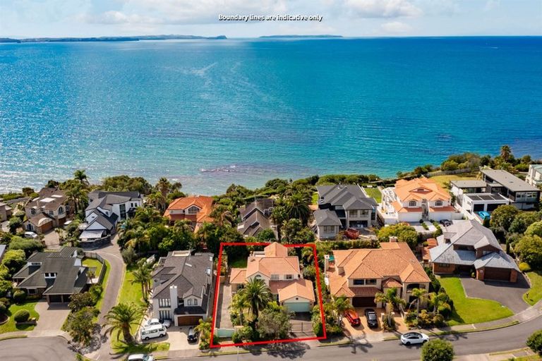 Photo of property in 19 Gilberd Place, Torbay, Auckland, 0630