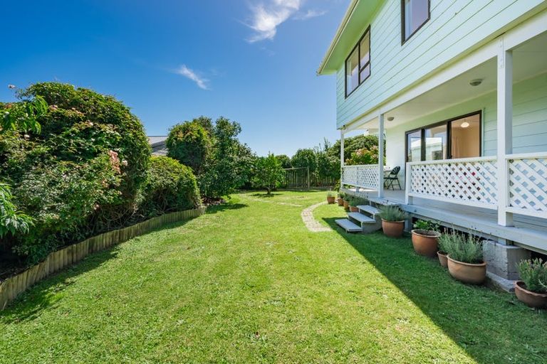 Photo of property in 49 Belvedere Avenue, Waikanae, 5036