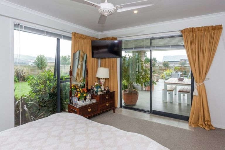 Photo of property in 24 Debenham Drive, Whitianga, 3510