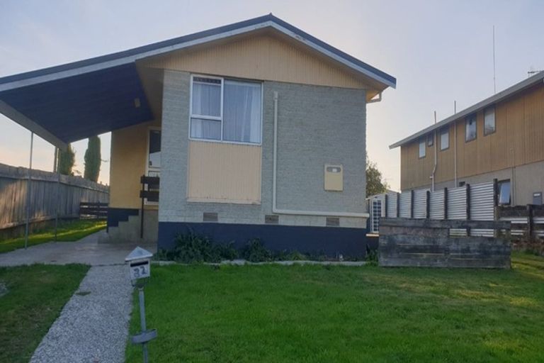 Photo of property in 32 Dundee Place, Strathern, Invercargill, 9812