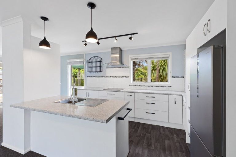 Photo of property in 602 Welcome Bay Road, Welcome Bay, Tauranga, 3175