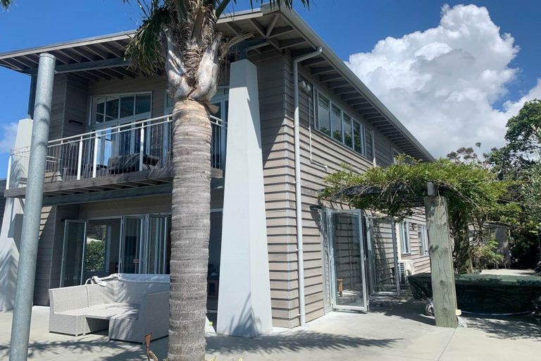 Photo of property in 17 Seacrest Boulevard, Langs Beach, Waipu, 0582