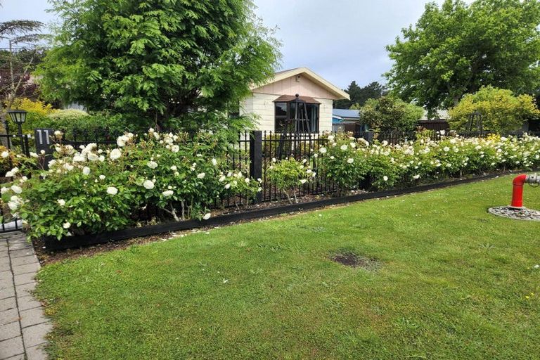 Photo of property in 11 Stalkers Road, Woodend Beach, Kaiapoi, 7691