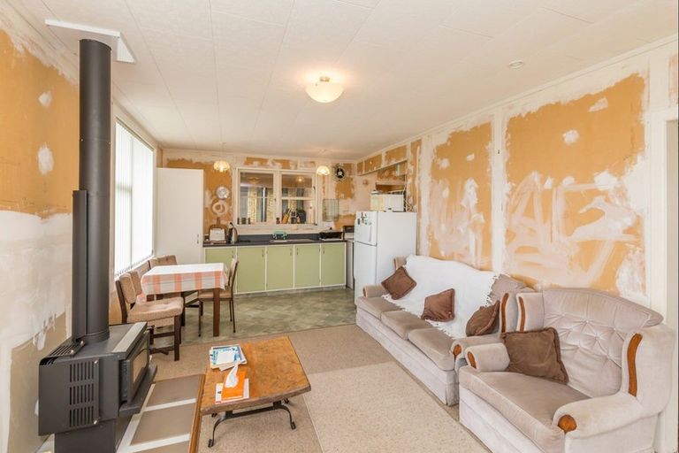 Photo of property in 636 Waitarere Beach Road, Waitarere Beach, Levin, 5510