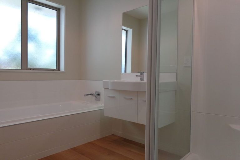 Photo of property in 97e Opawa Road, Opawa, Christchurch, 8023