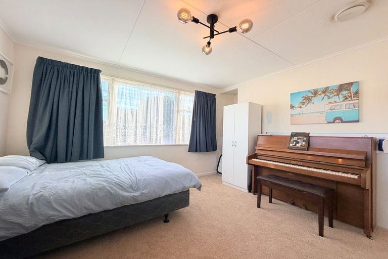 Photo of property in 13 Pinny Avenue, Epuni, Lower Hutt, 5011