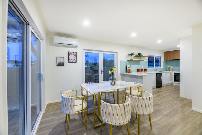 Photo of property in 3/42 Pomaria Road, Henderson, Auckland, 0610