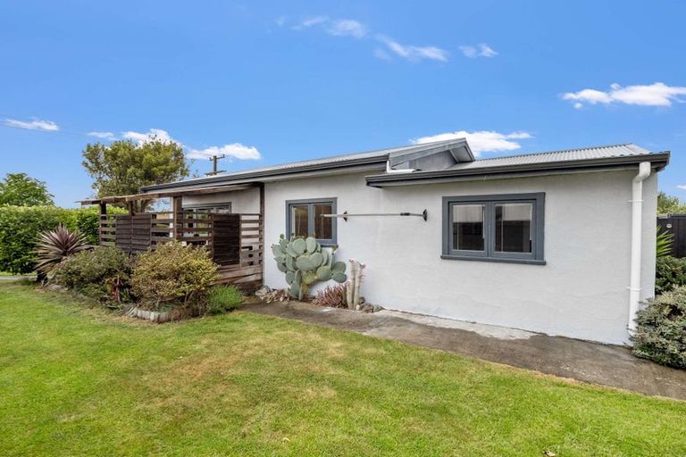 Photo of property in 33 East Belt, Rangiora, 7400