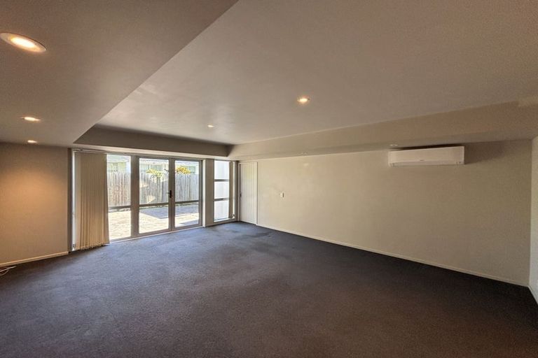Photo of property in 30d Lyndon Street, Riccarton, Christchurch, 8041