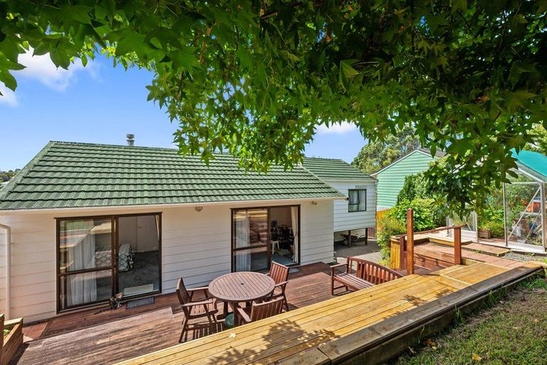 Photo of property in 26 Lingham Crescent, Torbay, Auckland, 0630